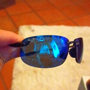 Maui Jim blue chrome lens MJ Sport New